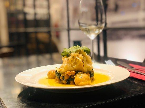 Li28oa - Wine and Tapas